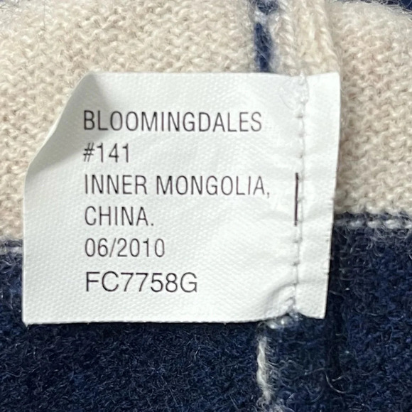 AQUA Cashmere Bloomingdales Exclusive Striped Crewneck with Gold Buttons size XL - Picture 9 of 12
